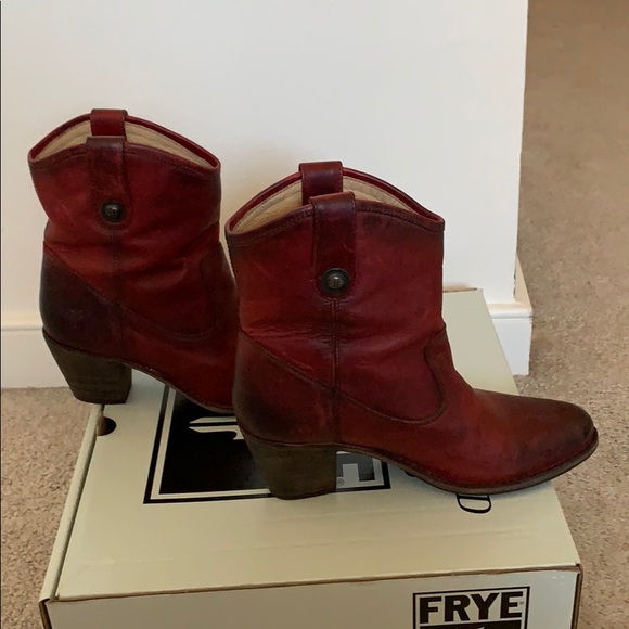 Frye Shoes - Frye boots